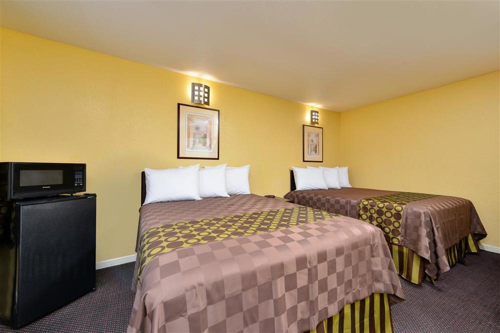 Oasis Inn Sacramento- Elk Grove Стая снимка